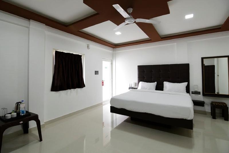 Seashore Beach Resort Calangute Exterior foto